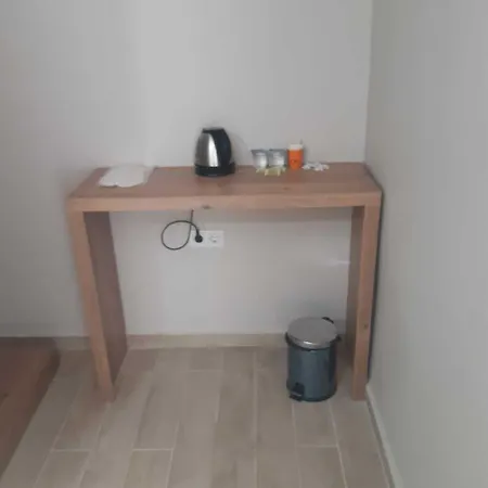 Quars Palmiye * Sarigazi